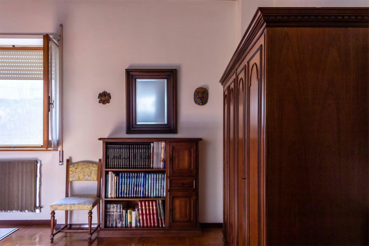 Casa Dei Laghi Lägenhet Viterbo Exteriör bild
